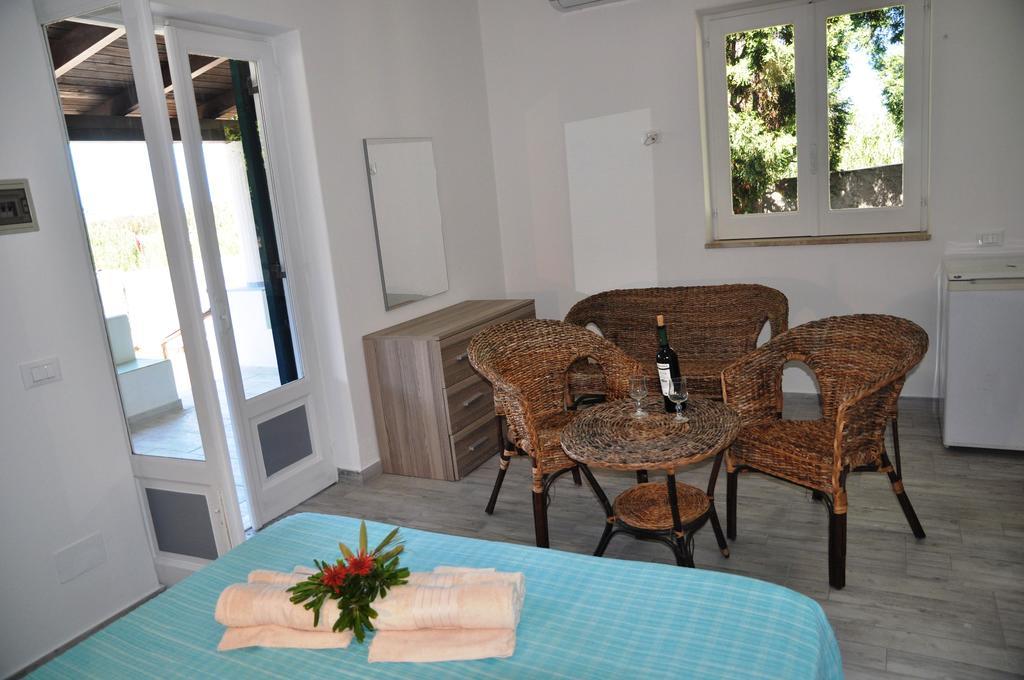 Holiday Eolie Village Porto Vulcano  Exterior foto